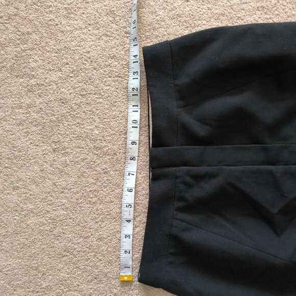 Banana Republic Quiet Luxury Two Toned Mod Retro Stretch Skirt 6 - Picture 5 of 8